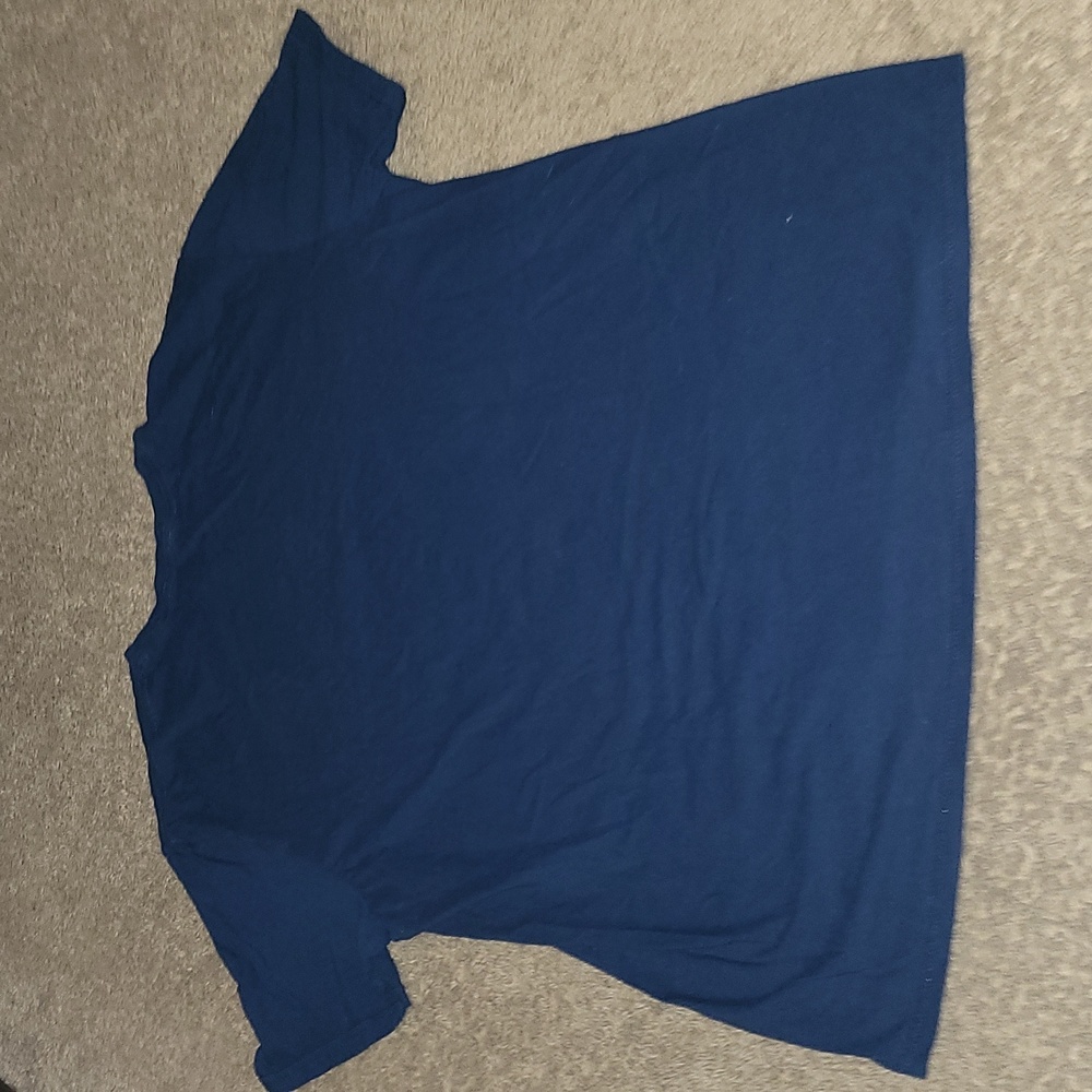 Shirt - Picture 3 of 6